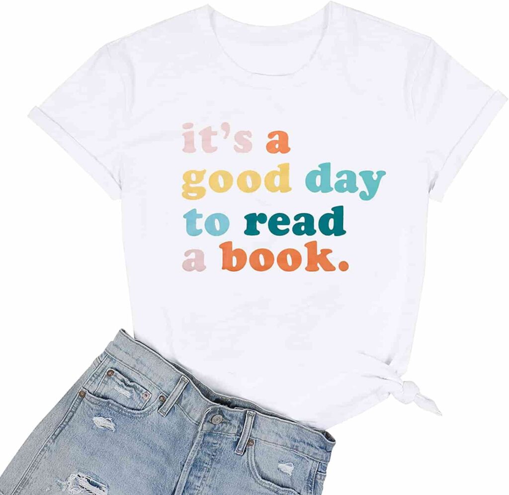 gifts for a book worm/ T-Shirt